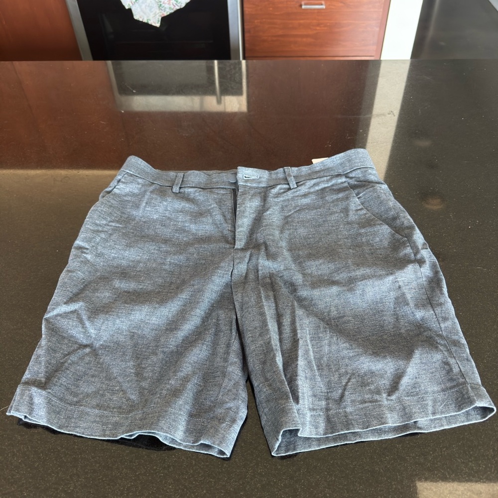 Banana Republic Men’s 9” Shorts | Dark Heather Blue | Waist 33